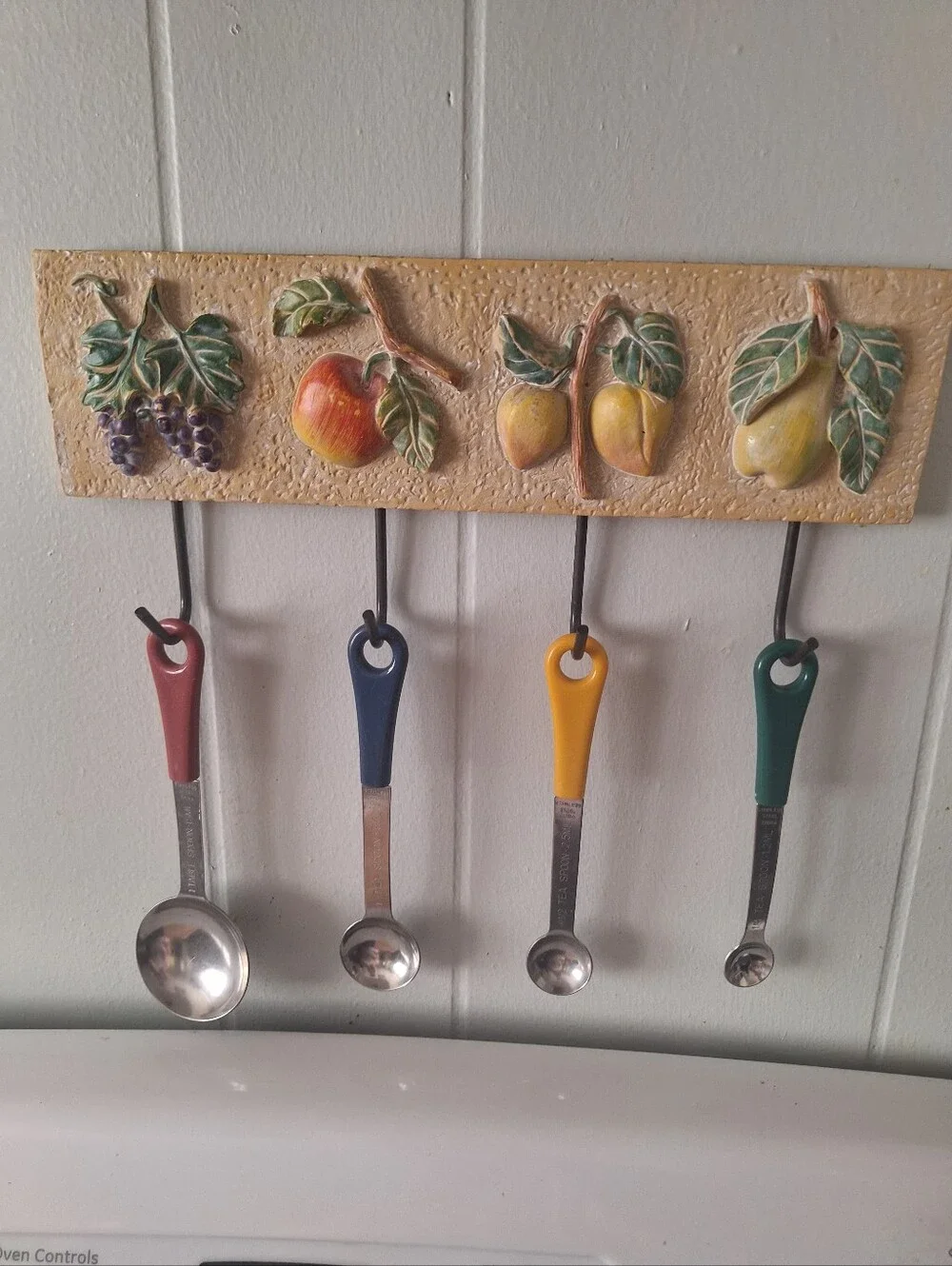 Decorative Fruit Wall Hook Rack in Yellow, Green, Blue, Red Utensil Hanger